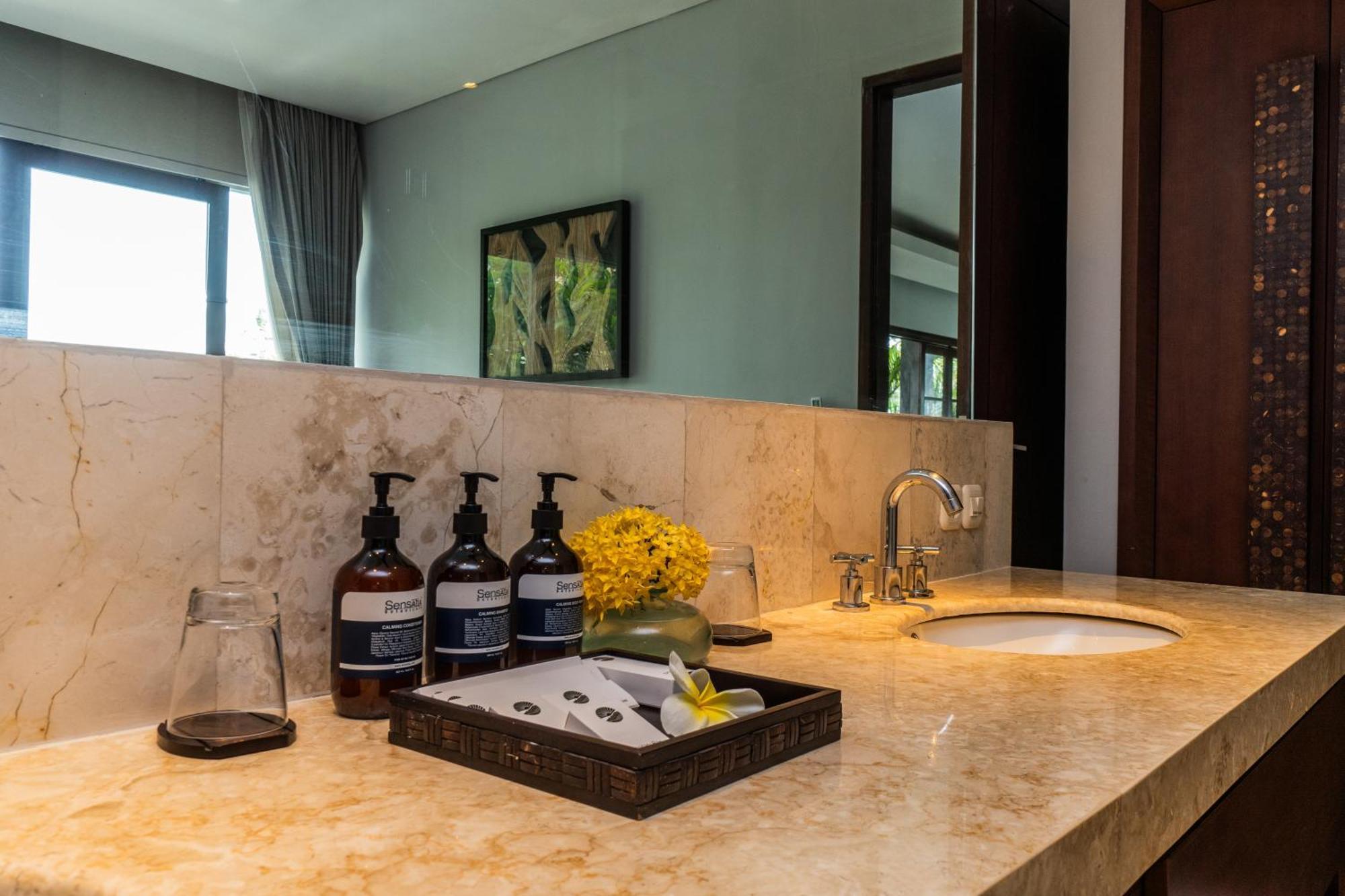 Terra Hill Villa Jimbaran Εξωτερικό φωτογραφία